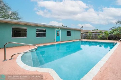 3330 Bermuda Rd, West Palm Beach, FL 33410-2425