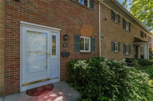 34 Holiday Hbr, Canandaigua NY  14424-2431 exterior