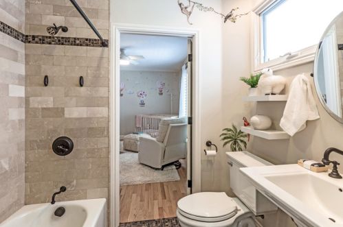 542 Quartz St, Redwood City CA  94062-2228 exterior