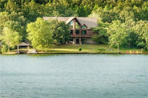 2903 Lakeside Dr, Greenwood, AR 72936-6016