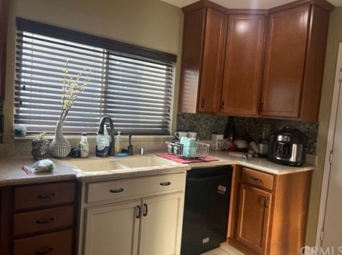 2413 Sunflower Ave, San Bernardino, CA 92407-2253