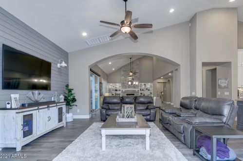 4424 Glacier Pl, Chandler AZ 85249-0502 exterior