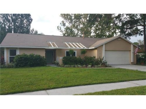 267 Fallen Palm Dr, Casselberry, FL 32707-5151