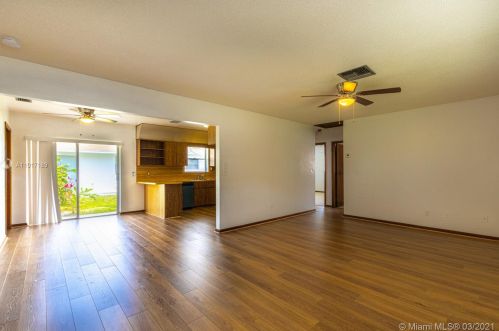6357 20th St, Hollywood, FL 33023-2159