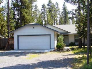 17189 Pintail Dr, Bend, OR 97707-2327