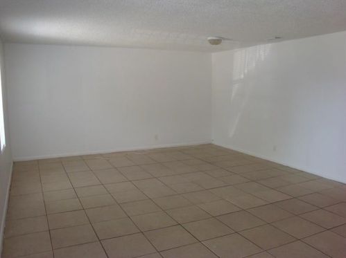 1633 28th St, West Palm Beach, FL 33404-4026