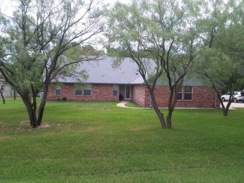 224 Bluebonnet Dr, Burleson, TX 76028-2108