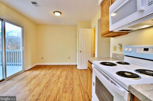 55 Mallard Ct, Charles Town WV  25414-5804 exterior