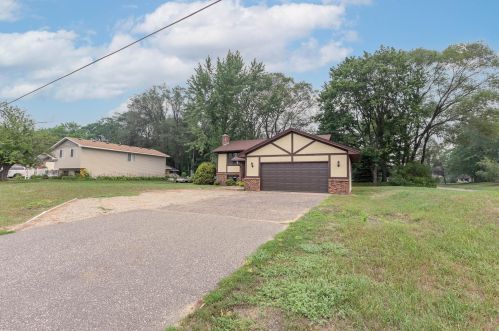 3881 Flowerfield Rd, Lino Lakes, MN 55014-3725