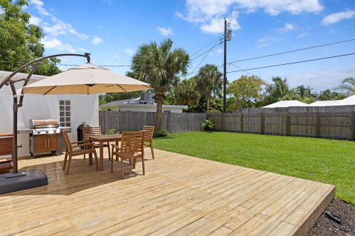 613 3rd Ave, Delray Beach, FL 33483-4417