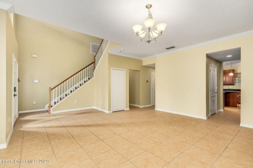 564 L M Davey Ln, Titusville, FL 32780-3289