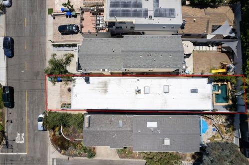513 Dianthus St, Manhattan Beach CA  90266-6720 exterior