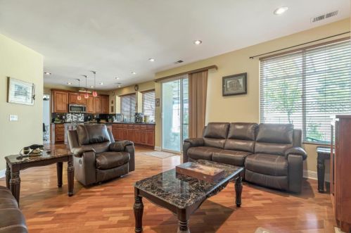 750 Joshua Dr, Hollister CA  95023-5671 exterior