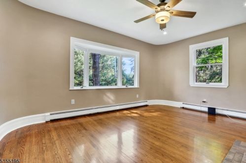 200 Mtn Way, Greystone Park NJ  07950-1905 exterior
