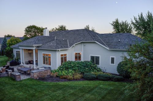 1410 Bristlecone Dr, Chenequa WI  53029-8653 exterior