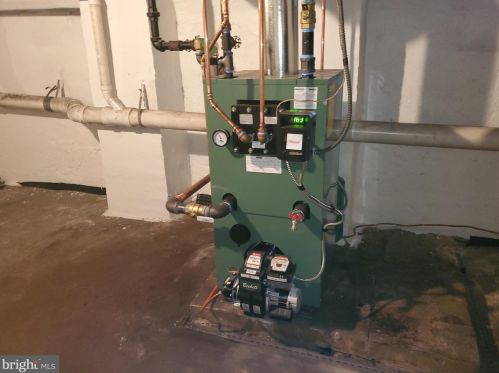 807 Queen St, Pottstown PA  19464-6015 exterior