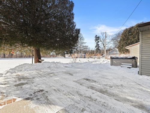 47 Russell Dr, Random Lake WI  53075-1770 exterior