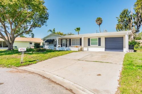 3615 Annona Ct, Tarpon Springs, FL 34691-1259