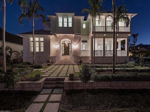 411 Gulf Shore Blvd, Naples, FL 34102-8630
