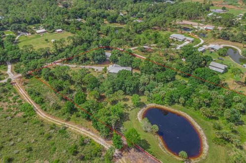 6757 Travers St, Palm City, FL 34990-5369