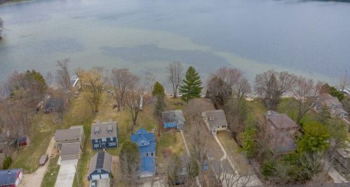 5108 Wickert Dr, West Bend WI  53095-9235 exterior