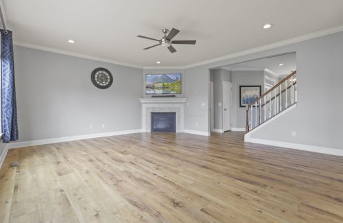 7818 Narrow Leaf Ct, Blacklick OH  43004-6047 exterior