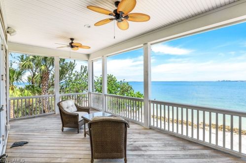 1175 Bird Ln, Sanibel FL  33957-3507 exterior