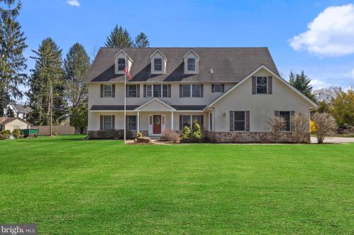 1504 Evergreen Ln, Berwyn, PA 19312-1804