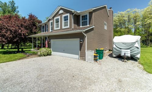 8300 Kennedy Rd, Blacklick, OH 43004-8727
