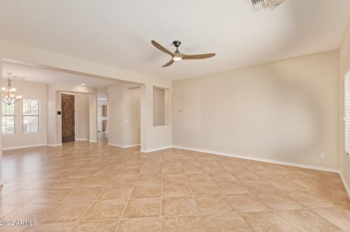 14106 12 St, Phoenix AZ 85086-8832 exterior