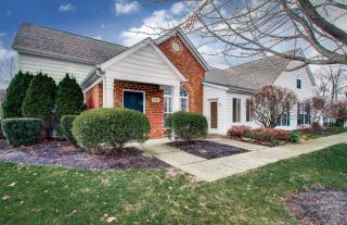 1151 Overlook Ct, Pickerington, OH 43147-8238