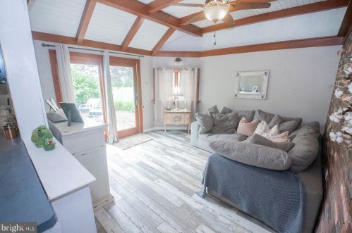 590 Borough Line Rd, Collegeville PA  19426-2804 exterior