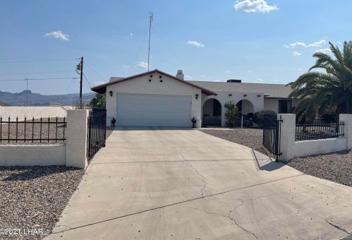 1181 Shoshone Pl, Lake Havasu City, AZ 86406-8660