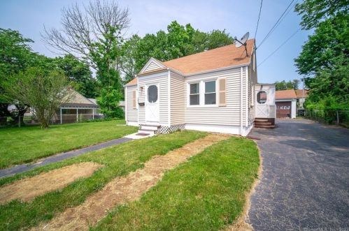 264 Soundview Ave, Bridgeport, CT 06606-2559
