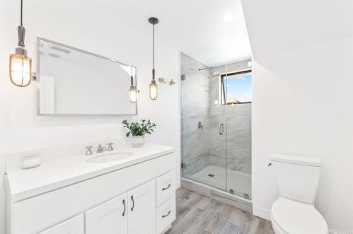 117 Harvard Ln, Seal Beach CA  90740-2508 exterior