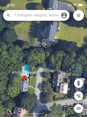 7 Arlington Hts, Norwich CT  06360-1801 exterior