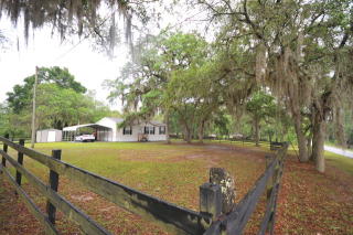 12251 82nd Ct, Chiefland, FL 32626-7939