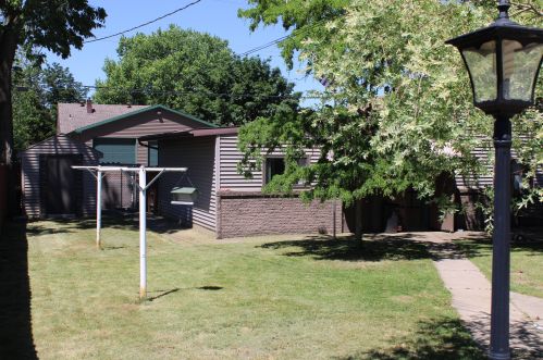 2027 Charles St, La Crosse WI  54603-2018 exterior