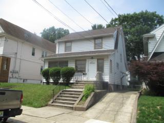 220 19th St, Paterson NJ  07524-1808 exterior