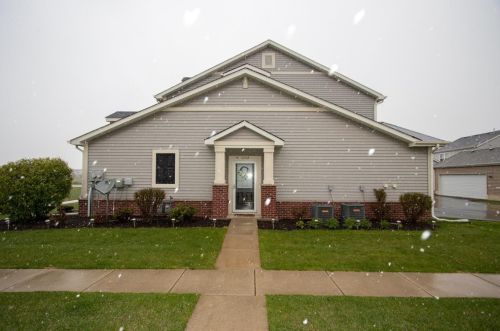 11512 Vermont Ct, Crown Point, IN 46307-9837