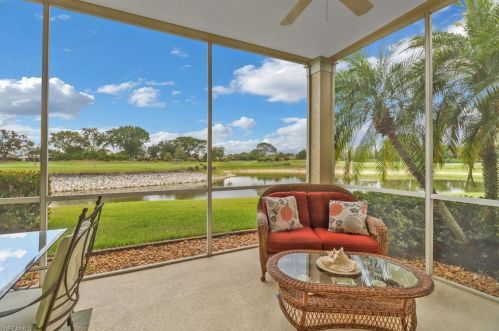 28613 San Lucas Ln, Bonita Springs, FL 34135-8302