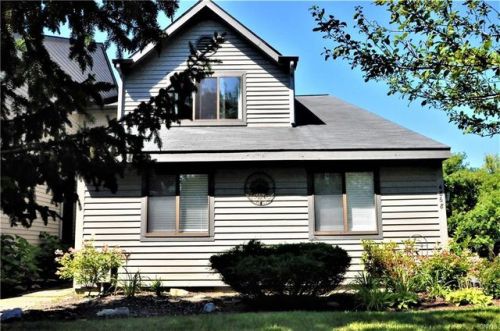 4868 Huntwood Path, Manlius, NY 13104-1547