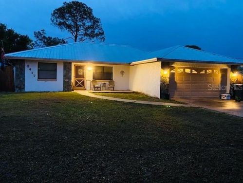 8417 Pinecone Dr, Lakeland, FL 33809-1648