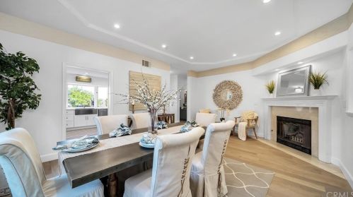 4002 Bluff St, Torrance, CA 90505-6364