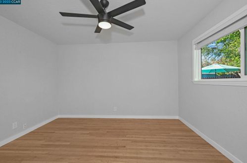 1374 Washington Blvd, Concord CA  94521-4002 exterior
