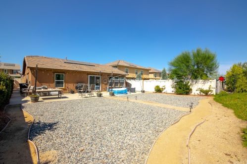 4167 Ladrillo St, Lake Elsinore CA  92530-2016 exterior