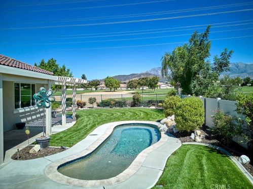 1594 Tanglewood Ct, Beaumont CA  92223-8540 exterior