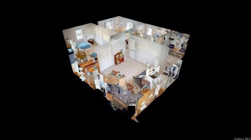 9 Holts Ln, Cornwall Hud, NY 12520-1305