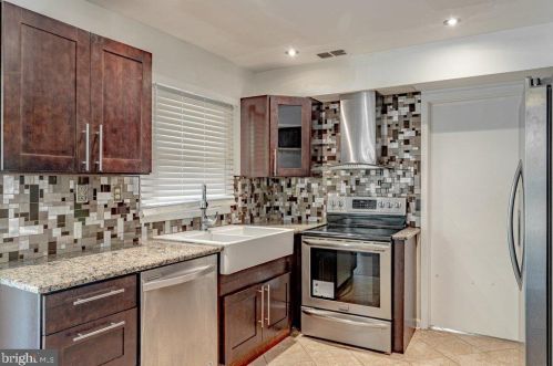 114 Eastbrook Ln, Willingboro NJ  08046-2225 exterior