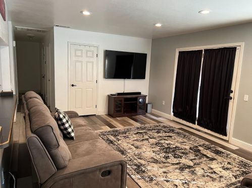 1808 Brewer Way, Modesto CA  95355-2609 exterior
